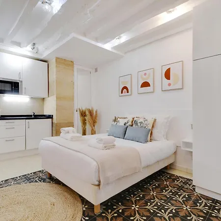 Pick A Flat's In Bastille - Rue Amelot * Parigi
