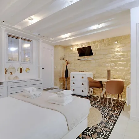 Pick A Flat's In Bastille - Rue Amelot Appartamento *