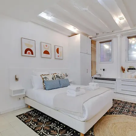 Pick A Flat's In Bastille - Rue Amelot